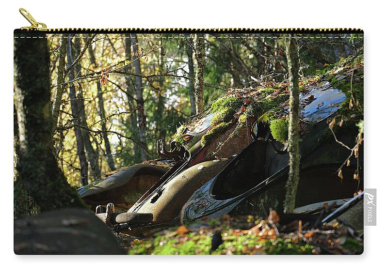 Sweden Zip Pouch featuring the pyrography Old cars by Magnus Haellquist