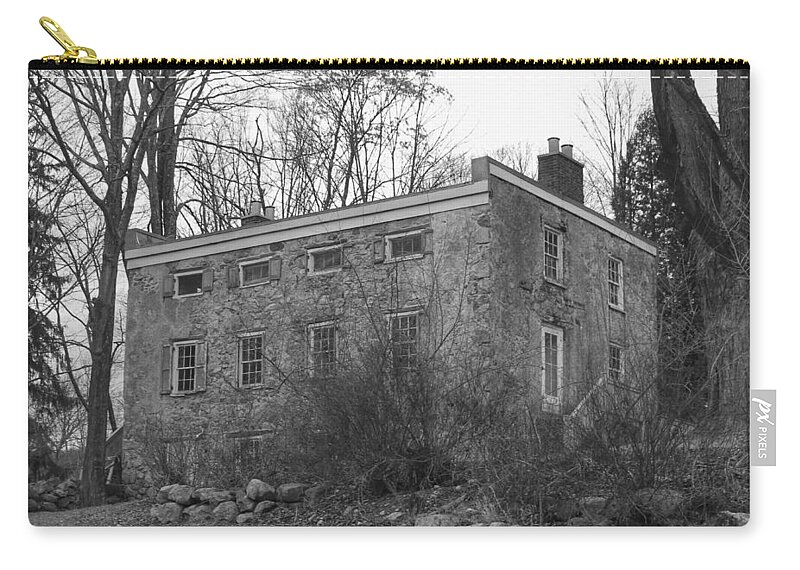 Waterloo Village Carry-all Pouch featuring the photograph Old Stone House - Waterloo Village by Christopher Lotito