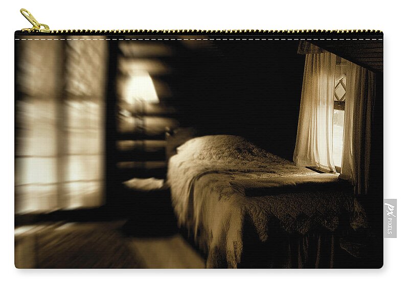 Log Cabin Carry-all Pouch featuring the photograph Open Spaces For Dreaming by Cynthia Dickinson