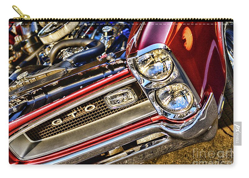 Paul Ward Zip Pouch featuring the photograph Pontiac GTO American Muscle Car by Paul Ward