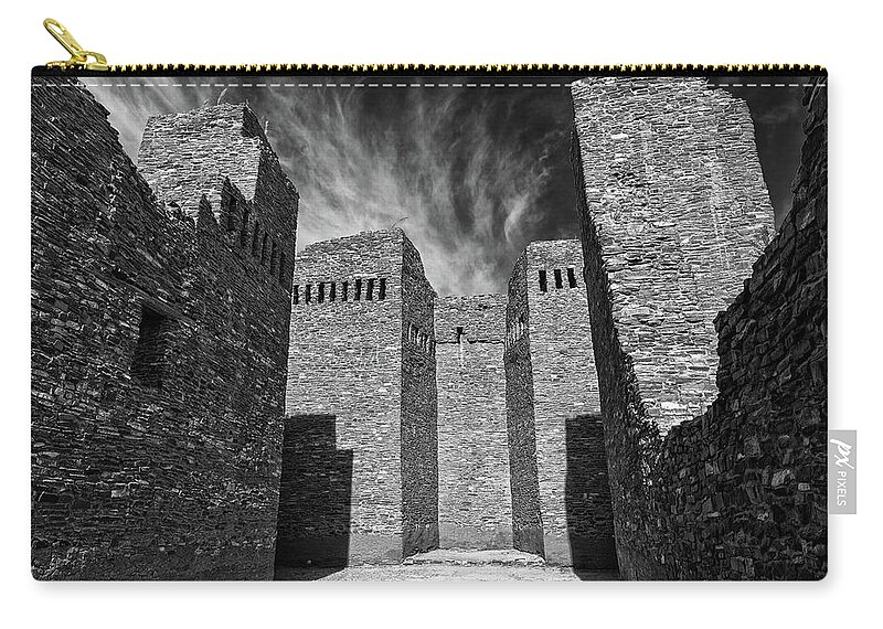 Quarai Mission Ruins Zip Pouch featuring the photograph Quarai Mission Ruins in Black and White by Kathleen Bishop