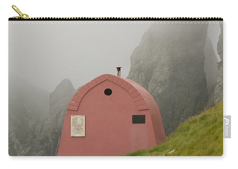 Animali Zip Pouch featuring the photograph Rifugio Alpi Apuane by Simone Lucchesi
