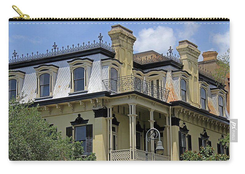 Savannah Zip Pouch featuring the photograph Savannah, Georgia, U.S.A. by Richard Krebs