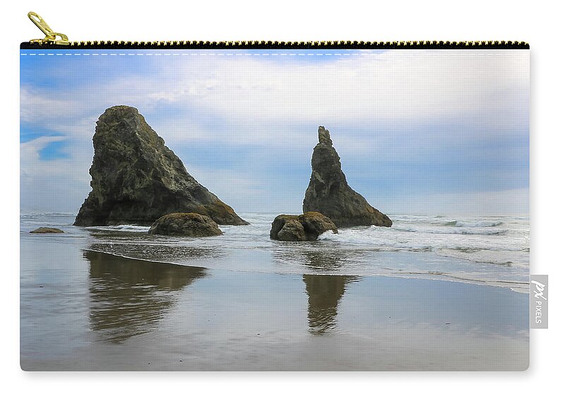 Bandon Beach Zip Pouch featuring the photograph Sea Stack and Spires 3, Bandon Beach, Oregon by Dawn Richards