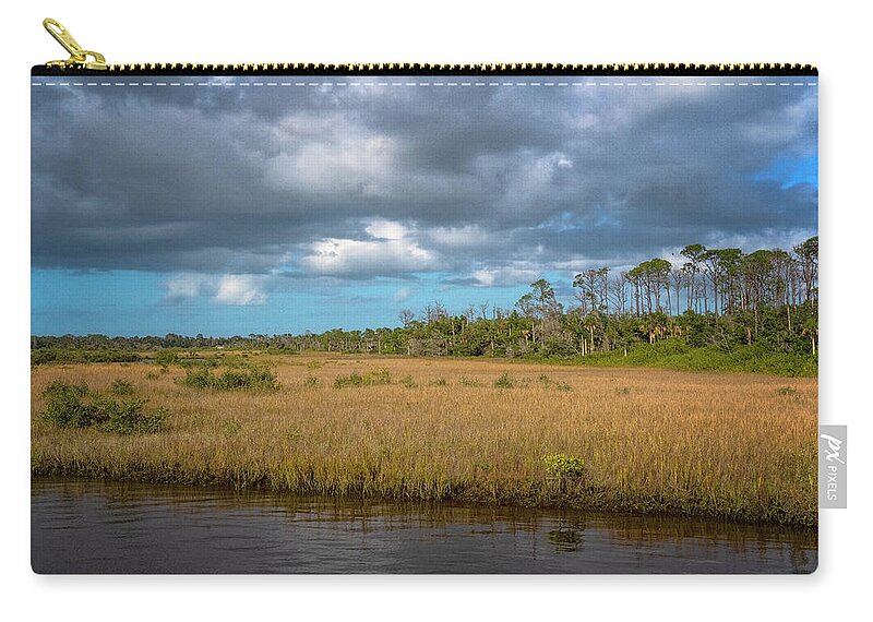 Barberville Roadside Yard Art And Produce Carry-all Pouch featuring the photograph Spruce Creek Park by Tom Singleton