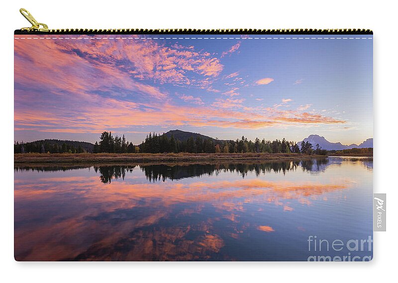 Jackson Zip Pouch featuring the photograph Sunset At Oxbow Bend by Doug Sturgess