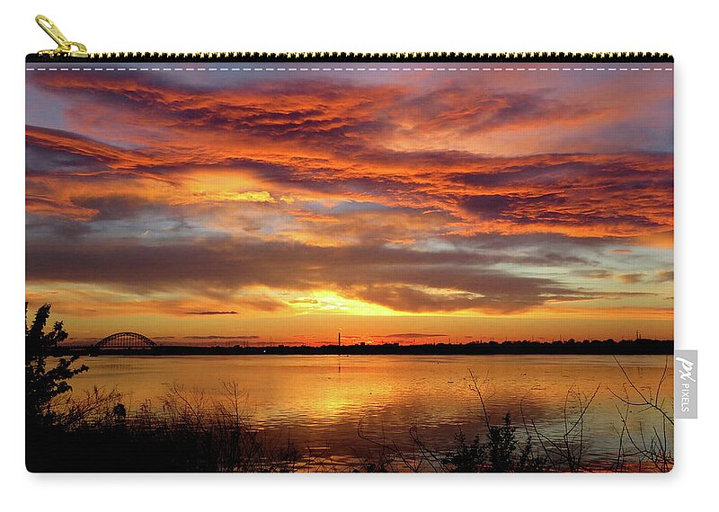 Sunset Carry-all Pouch featuring the photograph Sunset on the Delaware No. One by Linda Stern