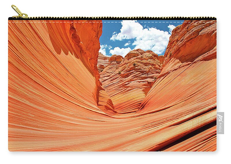 Tranquility Zip Pouch featuring the photograph The Colors Of The Wave by Thomas Janisch