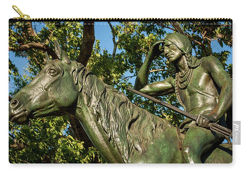 Kansas City Mo Missouri Zip Pouch featuring the photograph The Scout Statue II by Jeff Phillippi
