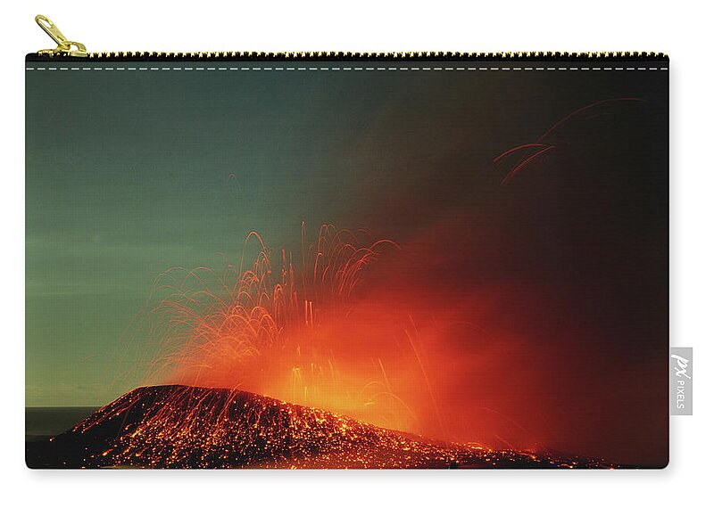 Hawaii Volcanoes National Park Zip Pouch featuring the photograph Usa, Hawaii, Big Island, Volcanoes Np by Paul Souders