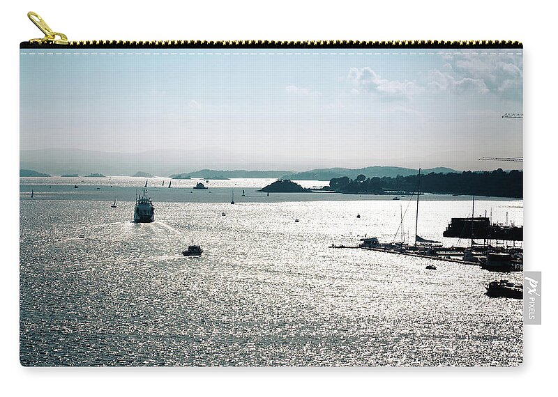 Scenics Zip Pouch featuring the photograph View Of The Fjord Sea In Oslo Bay Black by Franckreporter