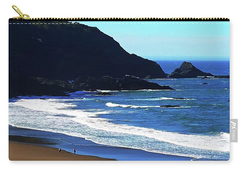 Oregon Zip Pouch featuring the photograph Walk On The Beach by Melinda Firestone-White