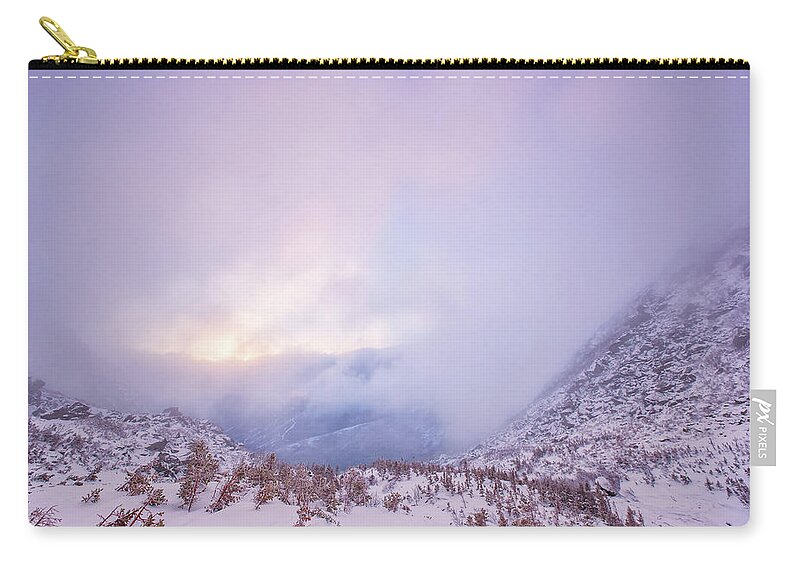 Tuckerman Ravine Zip Pouch featuring the photograph Winter Morning Light Tuckerman Ravine by Jeff Sinon