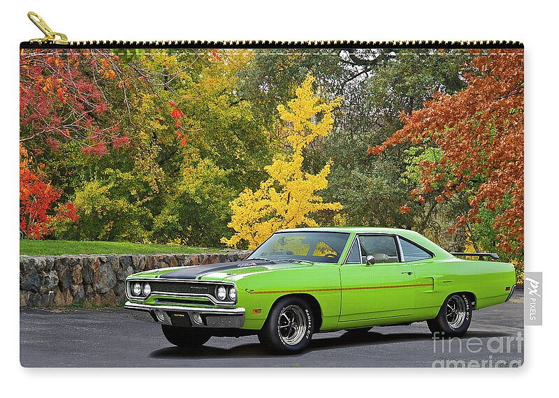 1970 Plymouth Roadrunner 440 Zip Pouch featuring the photograph 1970 Plymouth Roadrunner 440 by Dave Koontz