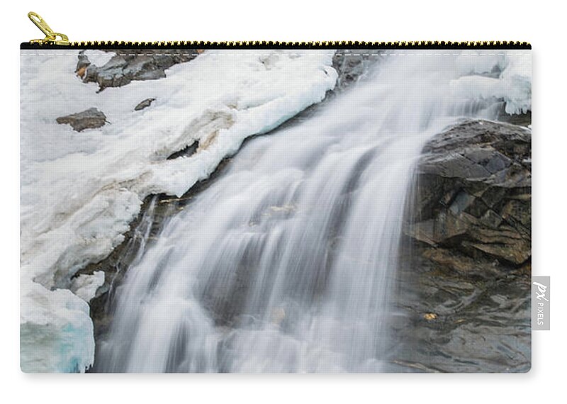 Water Fall Carry-all Pouch featuring the photograph Nugget Falls by David Kirby
