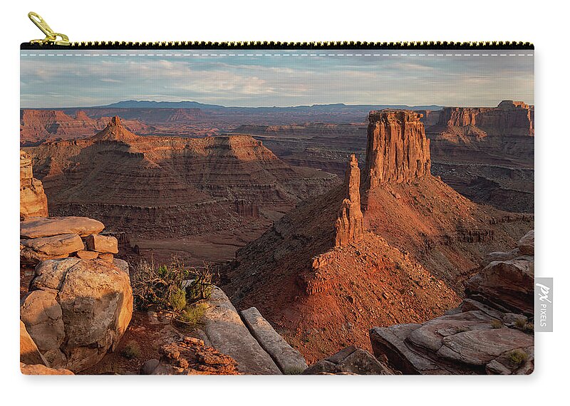Moab Zip Pouch featuring the photograph Marlboro Point Sunset #3 by Dan Norris