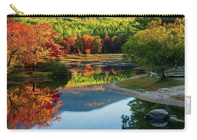 Maine Zip Pouch featuring the photograph Autumn Colors 34a2784 by Greg Hartford