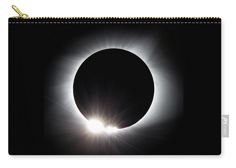 Solar Eclipse Zip Pouch featuring the photograph Baily's Beads by David Beechum