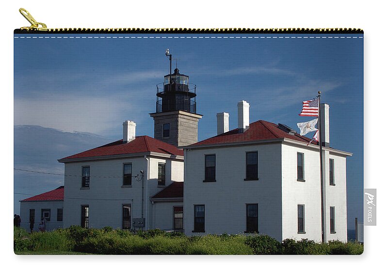 Lighthouse Zip Pouch featuring the photograph Beavertail Lighthouse by Jim Feldman