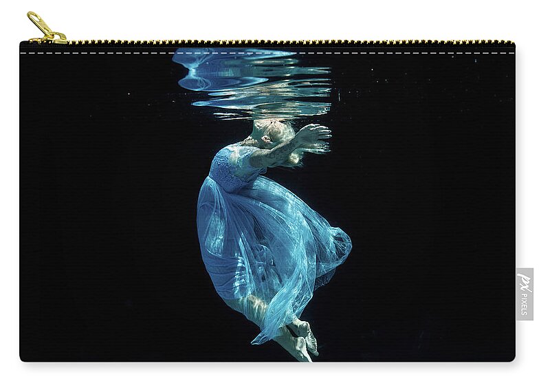 Underwater Zip Pouch featuring the photograph Blue Feelings by Gemma Silvestre