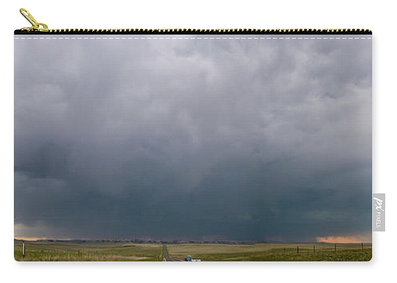 Nebraskasc Zip Pouch featuring the photograph Chasing Wyoming Stormscapes 009 by Dale Kaminski