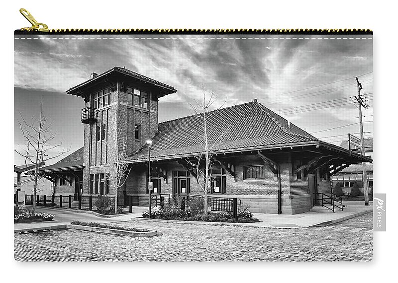 Train Zip Pouch featuring the photograph Connellsville Passenger Depot by Steven Nelson
