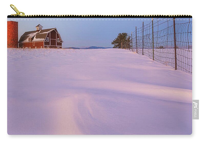 Barn Zip Pouch featuring the photograph Daniels Barn Pink Sunrise by Darren White