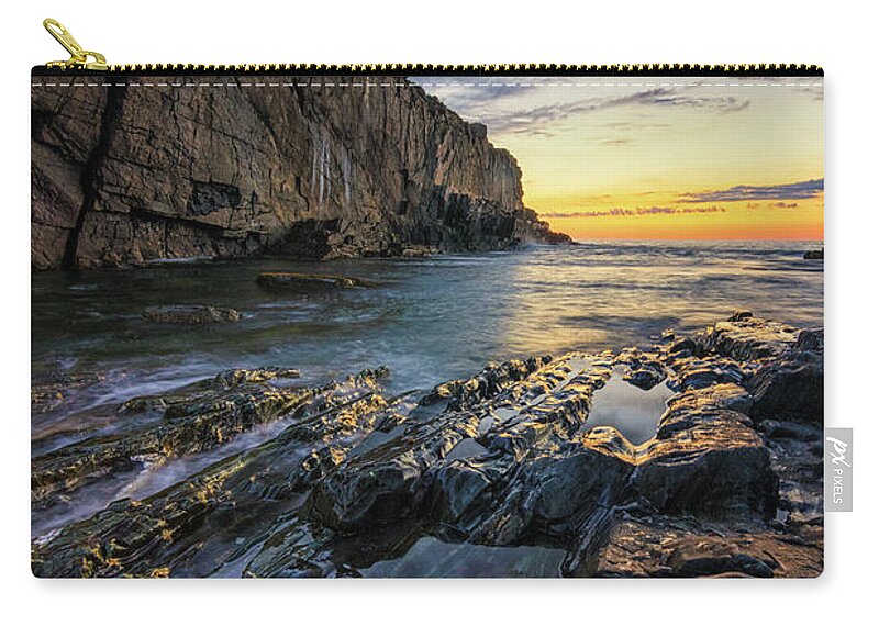 Bald Head Cliff Zip Pouch featuring the photograph Dawn at Bald Head Cliff by Kristen Wilkinson