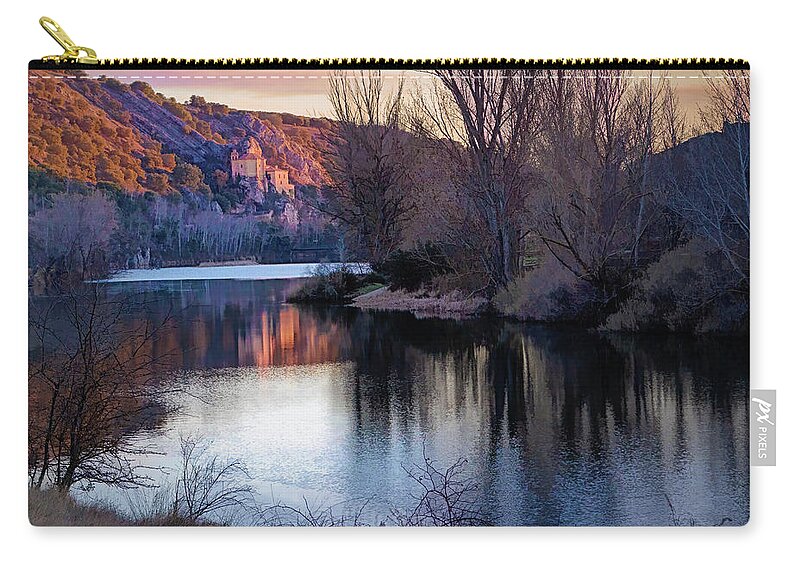 Atardecer Zip Pouch featuring the photograph Duero river at sunset, Soria, Castilla and Leon - Picturesque Ed by Jordi Carrio Jamila