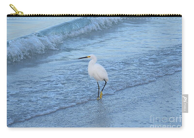 Egret Zip Pouch featuring the photograph Egret 2747 by David Ragland