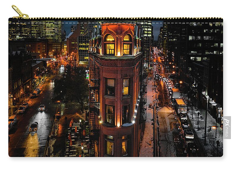 Autumn Snow Zip Pouch featuring the photograph Eye of Toronto by Dee Potter