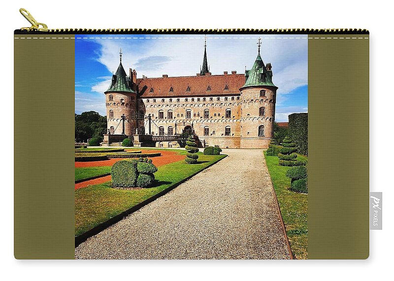 Castle Zip Pouch featuring the photograph Fairy Tale Castle by Andrea Whitaker