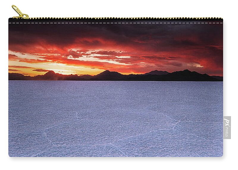 Fujifilmgfx50s Zip Pouch featuring the photograph Fight for the Light by Edgars Erglis