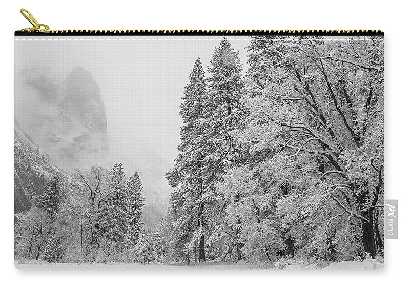 Landscape Carry-all Pouch featuring the photograph Frigid by Jonathan Nguyen