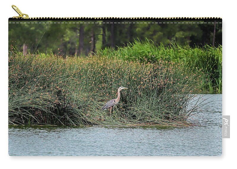 Heron Carry-all Pouch featuring the photograph Majestic by Laura Putman