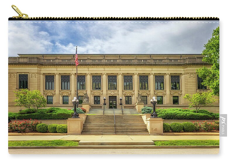 Illinois Supreme Court Zip Pouch featuring the photograph Illinois Supreme Court - Springfield, Illinois by Susan Rissi Tregoning