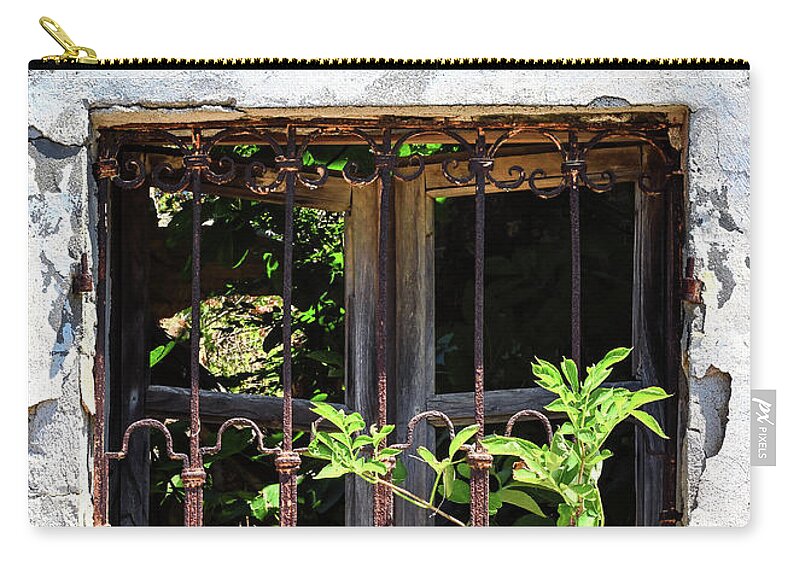 Ruin Zip Pouch featuring the photograph Inside Out by Steven Nelson