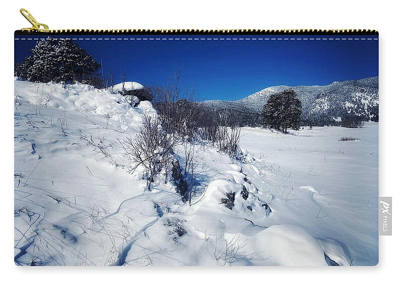Dan Miller Zip Pouch featuring the photograph Into the Blue by Dan Miller