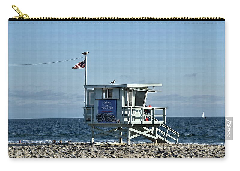Lifeguard Zip Pouch featuring the photograph Lifeguard hut on Venice Beach by Mark Stout