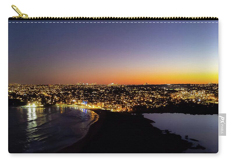 Sydney Zip Pouch featuring the photograph Long Reef Sunset No 6 by Andre Petrov