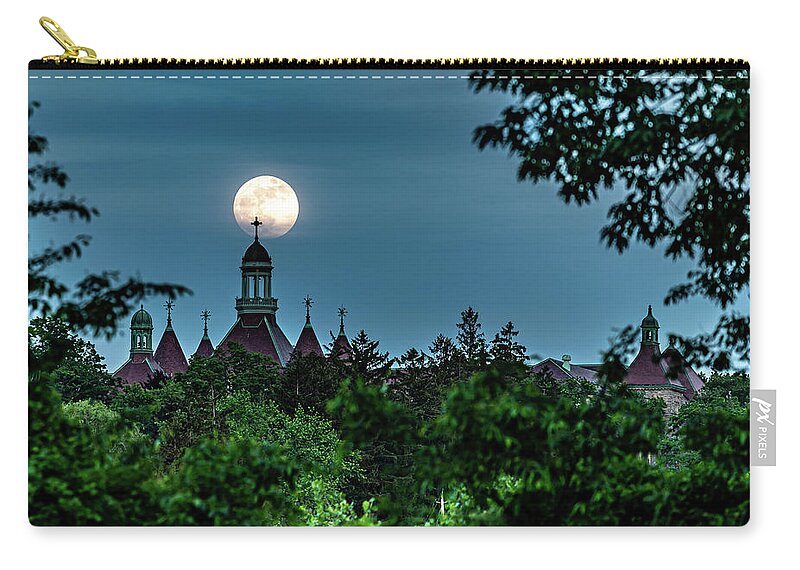 Dunwoodie Zip Pouch featuring the photograph Moonrise over Yonkers by Kevin Suttlehan