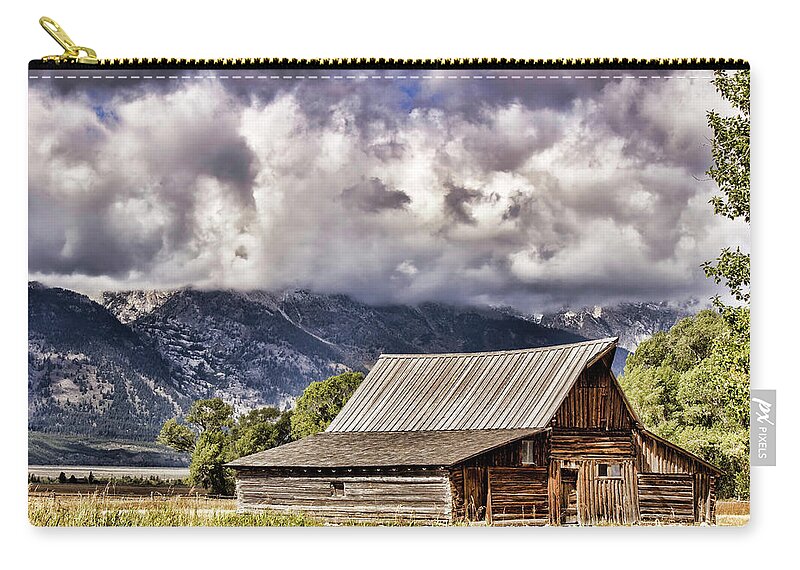 Moulton Barn Zip Pouch featuring the photograph Moulton Barn in Grand Tetons 1223 by Cathy Anderson