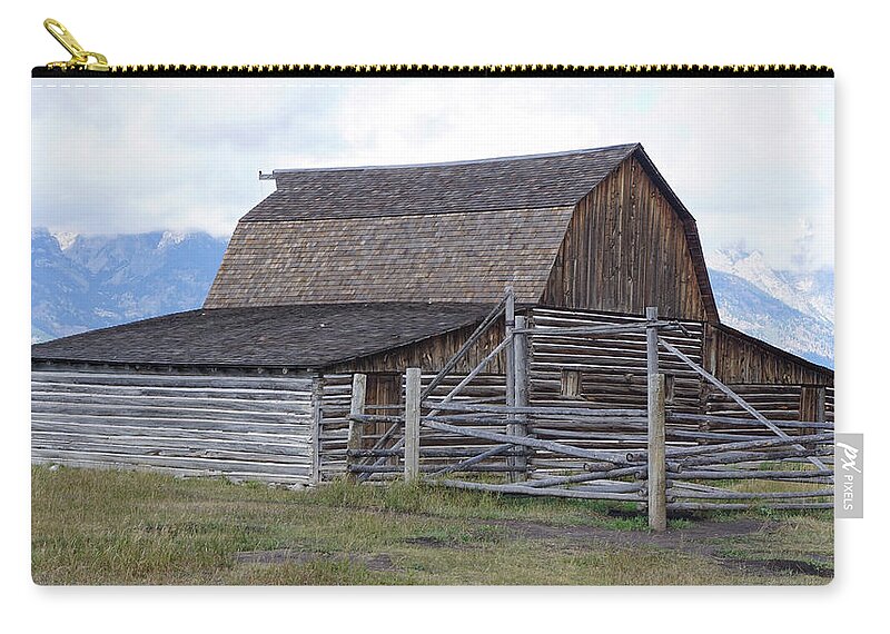 Moulton Barn Zip Pouch featuring the photograph Moulton Barn on Mormon Row 1223 by Cathy Anderson