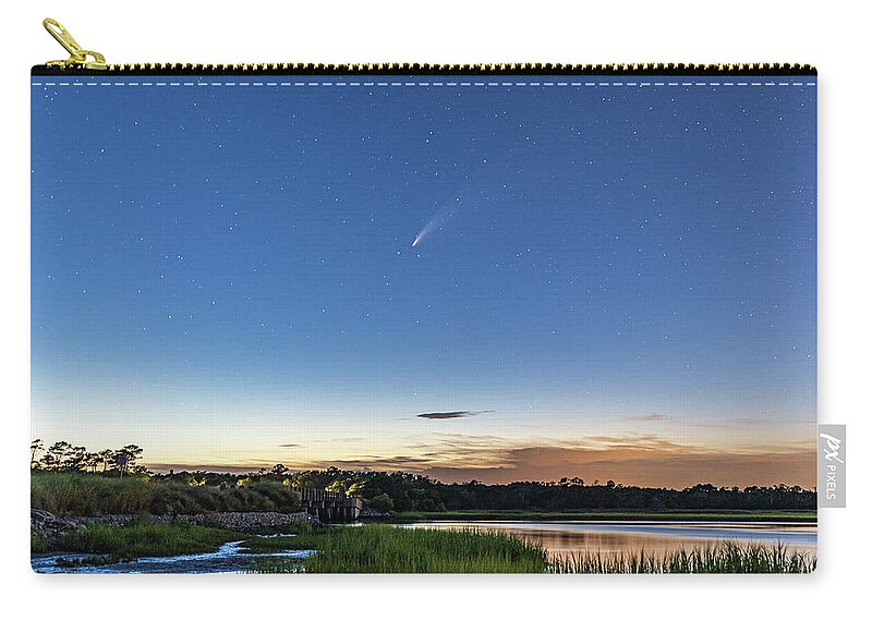 Neowise Zip Pouch featuring the photograph Neowise - Kiawah Island by Jim Miller