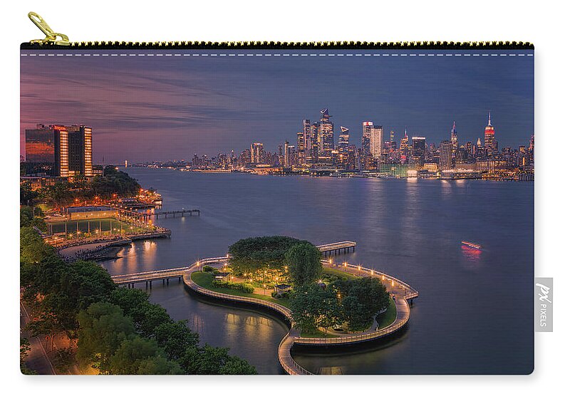 Empire State Building Zip Pouch featuring the photograph NJ NYC Skyline by Susan Candelario