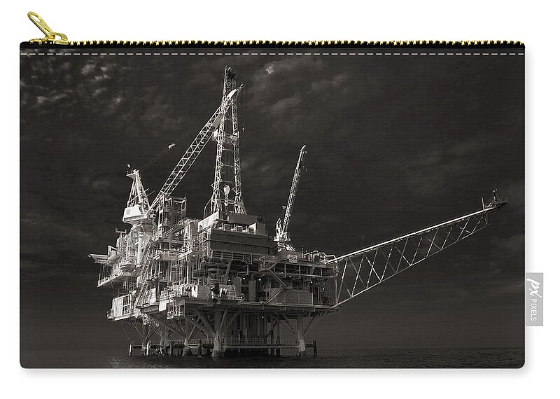 Oil Zip Pouch featuring the photograph Oil Platform Portrait Off The Southern California Coast by John A Rodriguez
