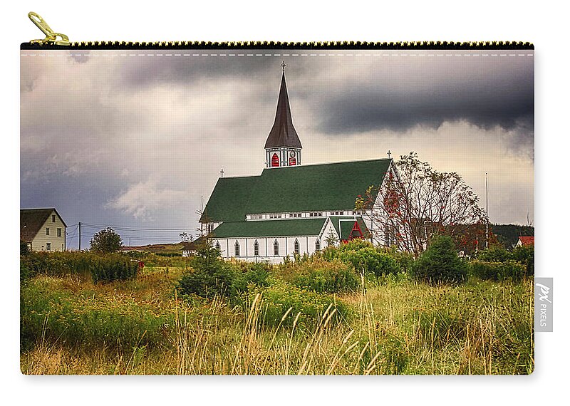 Heritage Zip Pouch featuring the photograph Reaching the heavens by Tatiana Travelways