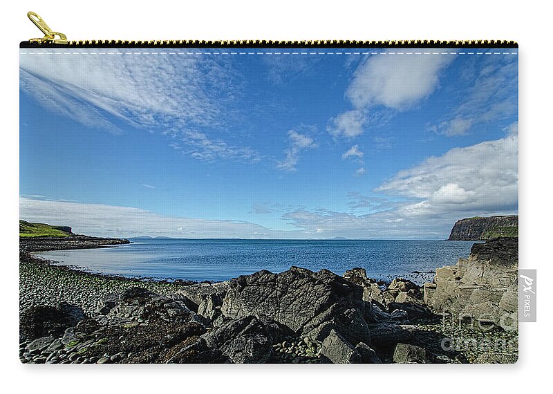 Milovaig Zip Pouch featuring the photograph Rocky Beach at Milovaig by Chris Thaxter