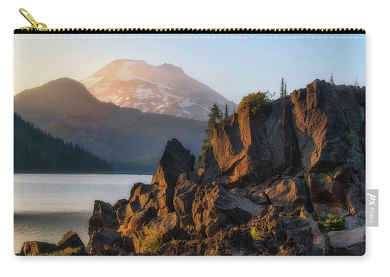 Ray Atkeson Memorial Trail Zip Pouch featuring the photograph Rocky Sparks by Ryan Manuel