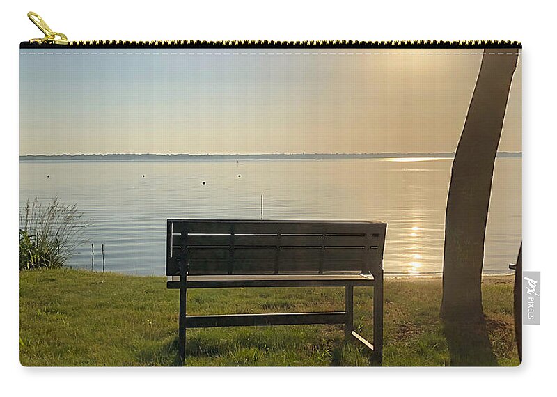 Ocean Zip Pouch featuring the photograph Seaside Serenity by Lisa Pearlman